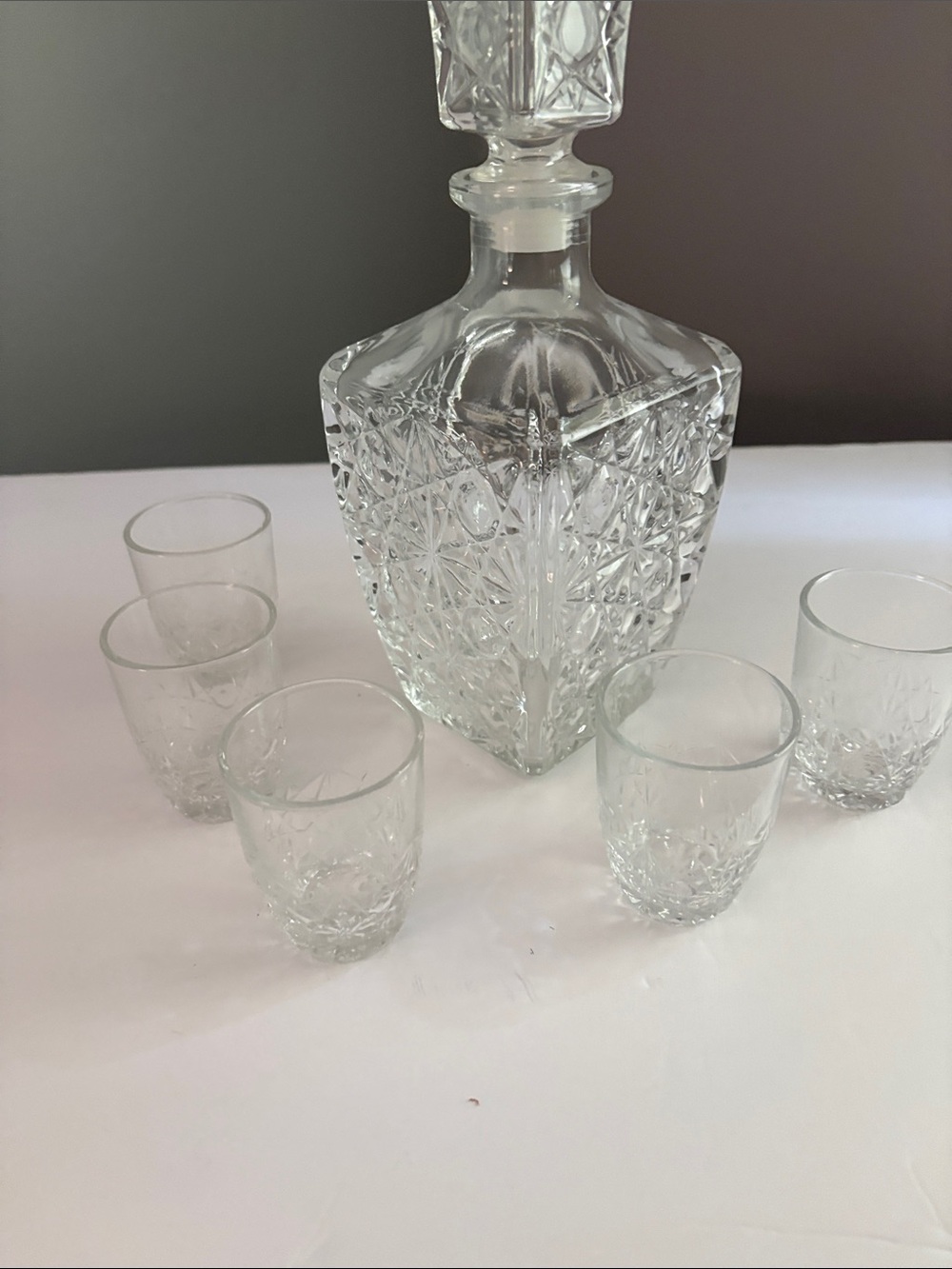 Decanter Set with 5 Matching Shot Glasses - Clear